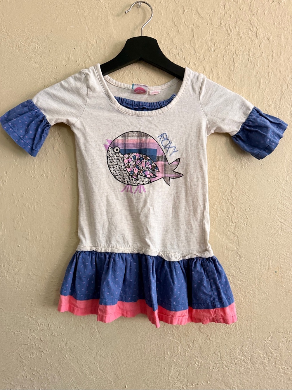 Roxy Girls' Cream Top with Blue Floral Trim and Pink Logo Tag